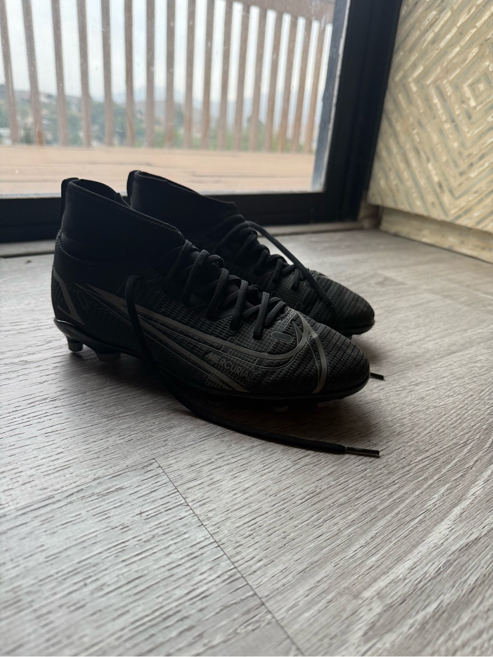 Nike Black Men's Mercurial Soccer Cleats